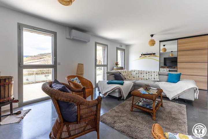 Gîte pour 8 personnes, avec terrasse