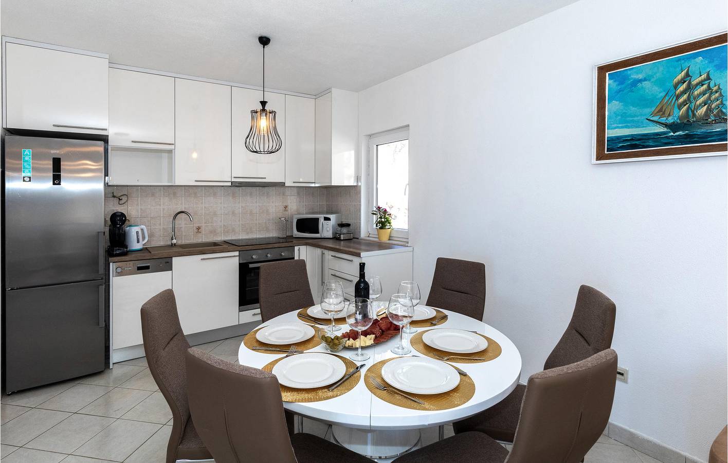 Ganze Ferienwohnung, Ferienwohnung für 6 Personen mit Terrasse in Komarna, Dubrovnik-Neretva