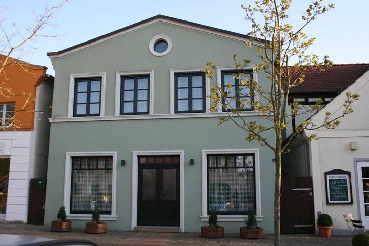 Ferienwohnung für 3 Personen, mit Terrasse und Garten