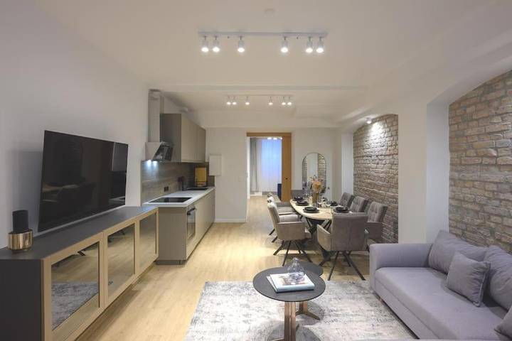 Ferienwohnung für 8 Personen in Mitte Berlin