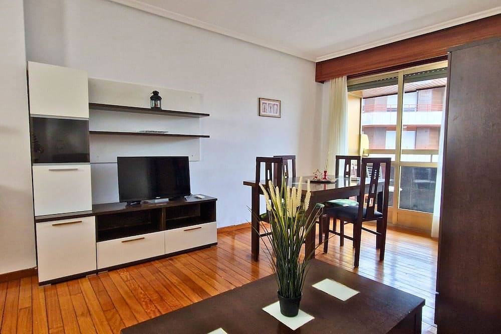 Entire apartment, Yourhouse Progreso 1 in Ourense, Ourense Region