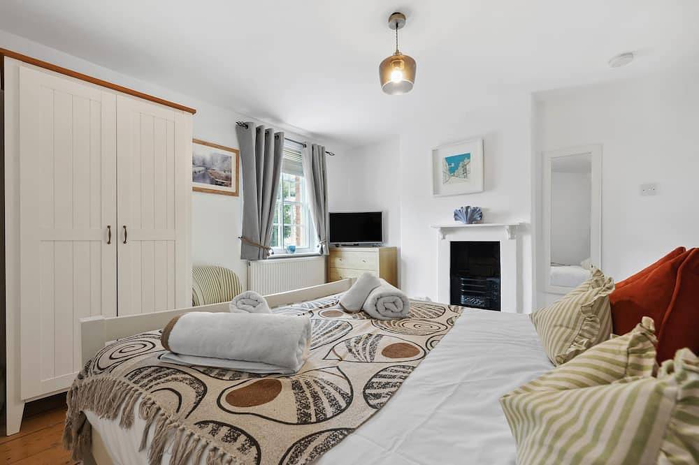2-Br Cosy Retreat, w/ Garden, central Winchester in Winchester, South Downs