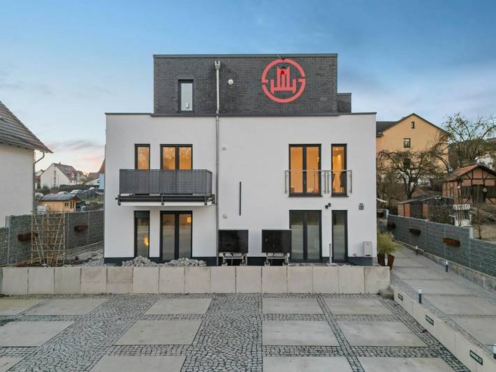 Ferienwohnung für 4 Personen, mit Balkon und Terrasse sowie Garten und Ausblick in Wolfhagen