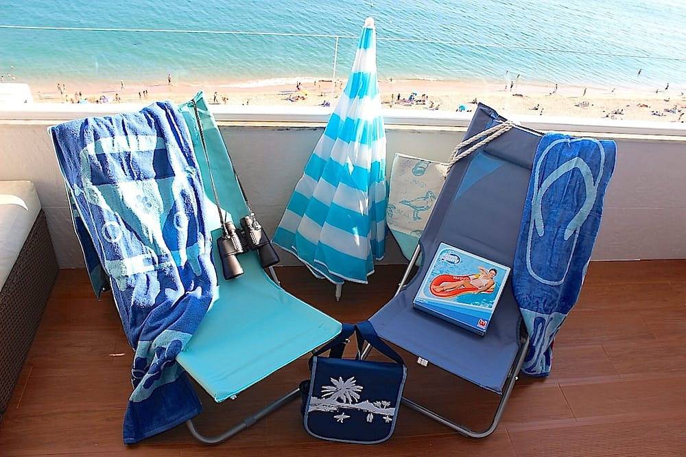 Apartamento inteiro, Lingon Gold Apartment, Ac, Wifi, Balcony in Praia da Califórnia, Sesimbra