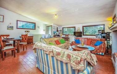 Vakantiehuis voor 13 Personen in Tocco da Casauria, Nationaal Park Majella, Afbeelding 3