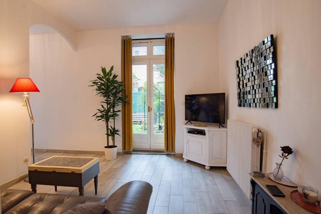 Ganzes Studio, Quiet studio with garden near Part-Dieu in Villeurbanne, Rhône