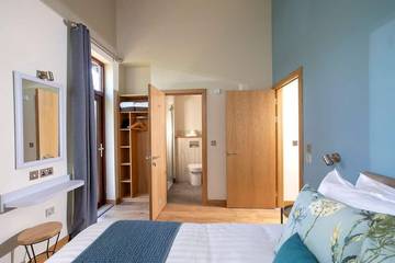 Lodge for 4 People in Delamere, Cheshire, Photo 2