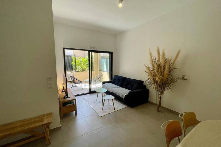Location de vacances pour 4 personnes, avec terrasse dans Golfe-Juan