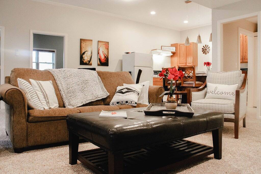 Ganze Wohnung, Golden Maple Homestay; 2 Schlafzimmer Apt. Downtown Floyd in Blue Ridge Parkway, Floyd County