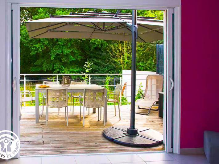 Gîte pour 4 personnes, avec Terrasse à Saint-Révérend