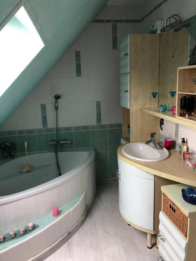 Gîte pour 10 personnes, avec terrasse à Savigné-l'Évêque - 4