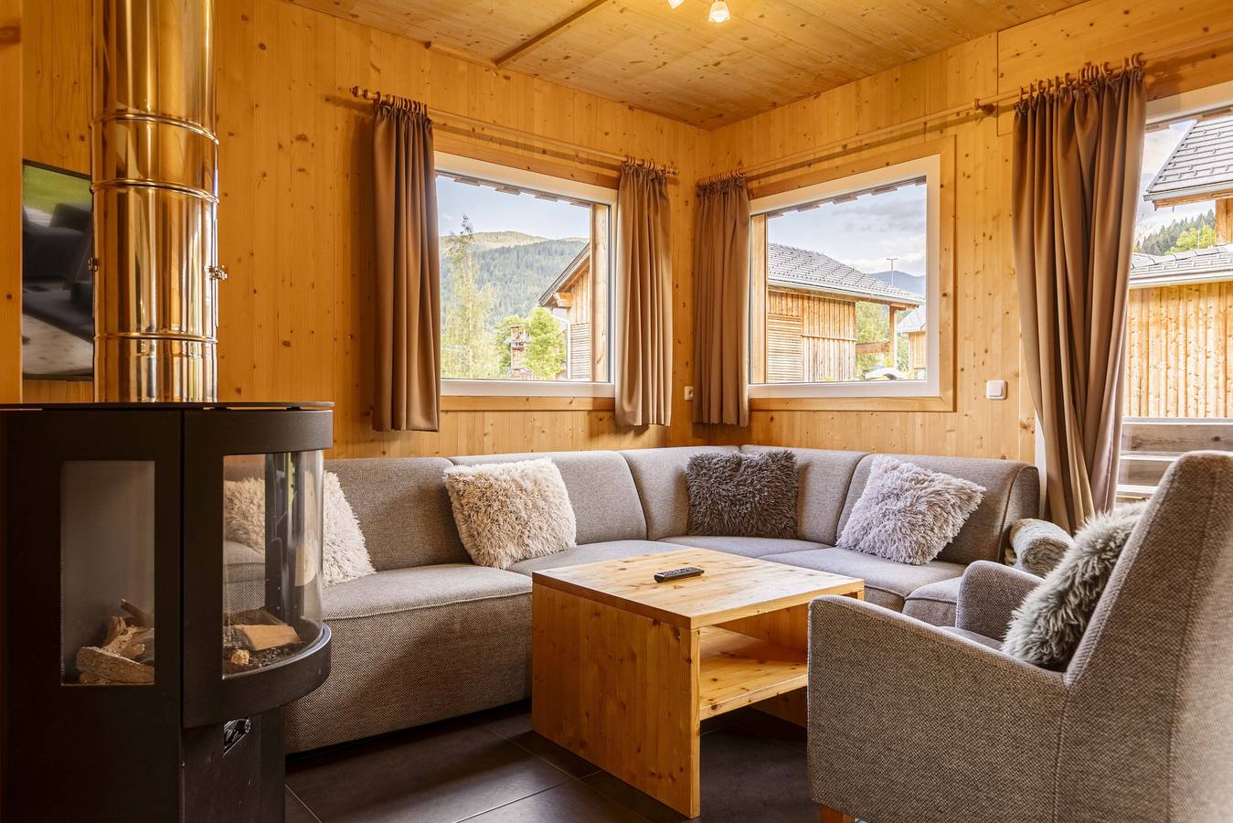 Chalet # 65b mit 4 Schlafzimmer, Sauna & Whirlpool in St. Georgen ob Murau, Sankt Georgen am Kreischberg