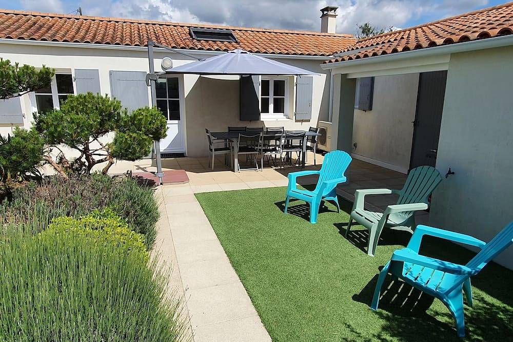 Villa d'Arçay - Classée 4 stars patio intérieur in L'Aiguillon-sur-Mer, Fontenay-le-Comte