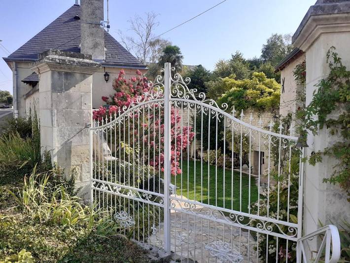 Location de vacances pour 5 personnes, avec Terrasse et Jardin à Beaumont-en-Véron