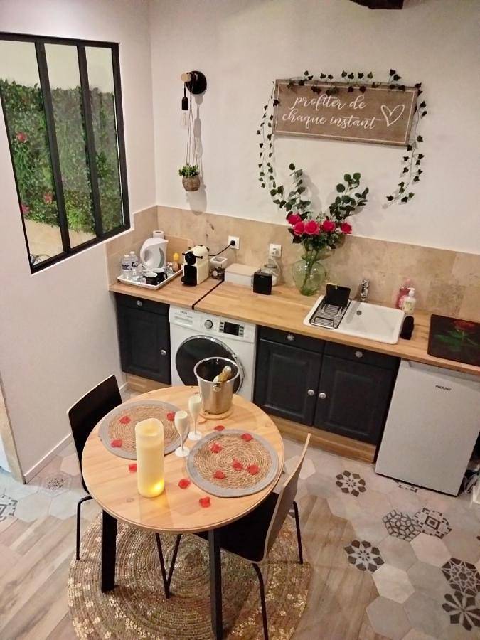 Villa pour 2 personnes, avec jacuzzi et balcon en Rhône-Alpes - 2