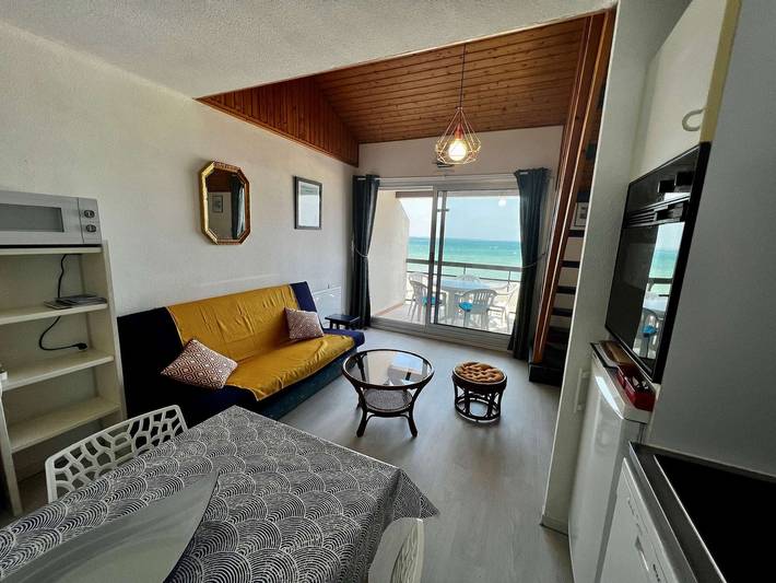 Gîte pour 4 personnes, avec terrasse dans Plage Du Porigo
