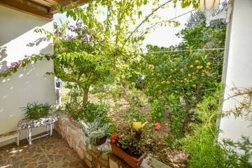 Dom dla 5 osoby w Zadar (Municipality), Iz, Zdjęcie 1