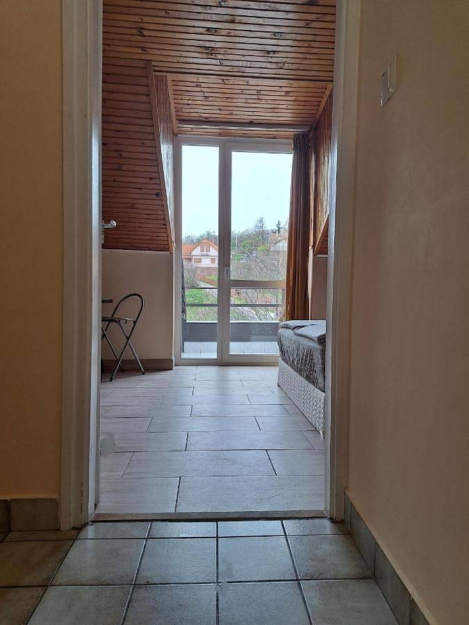 Ganze Wohnung, Malibu Apartment Balaton North in Balatonalmadi, Plattensee nordufer