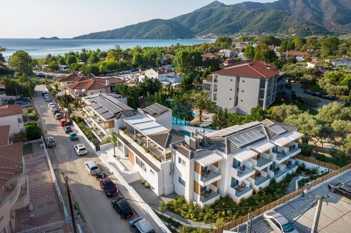 Hotel für 3 Personen, mit Ausblick und Garten sowie Pool