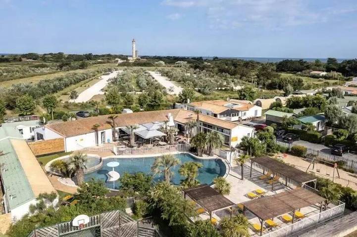 Mobil home pour 4 personnes dans Plage de La Conche des Baleines - 4