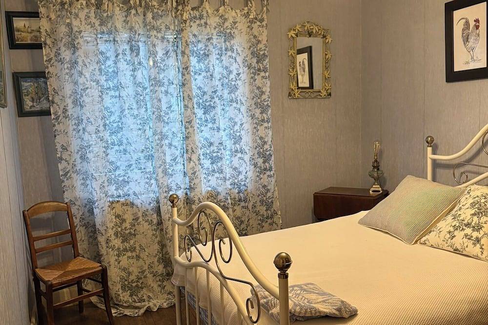 Maison de Campagne Familiale en Bourgogne in Thoisy-le-Désert, Beaune region