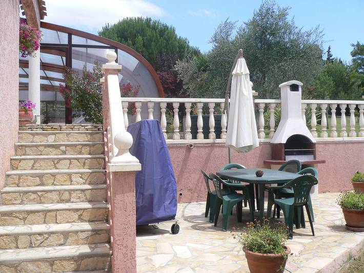 Gîte pour 6 personnes, avec terrasse et piscine à Béziers - 3