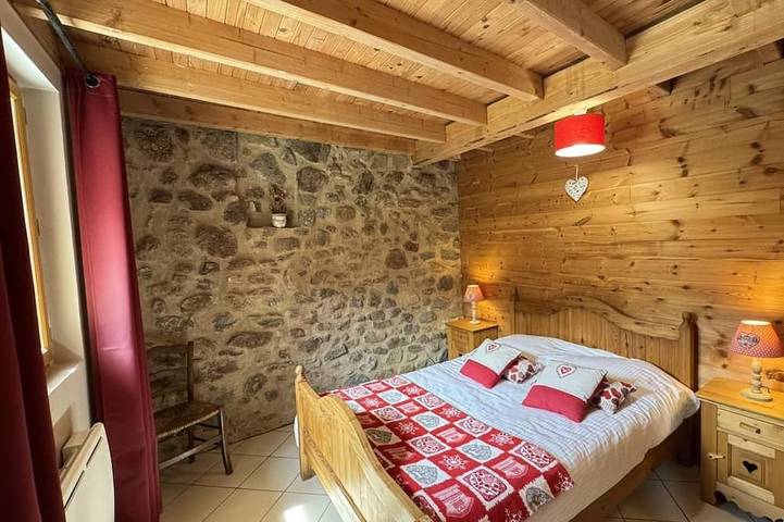 Location de vacances pour 4 personnes, avec Jardin dans Fontpédrouse