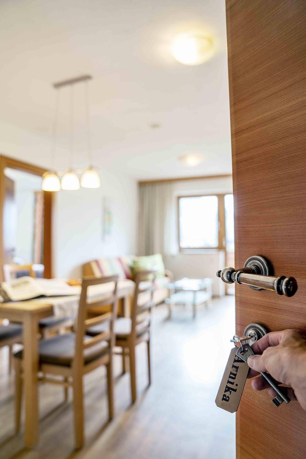 Ganze Ferienwohnung, Appartement Arnika in Stubaier Alpen, Längenfeld
