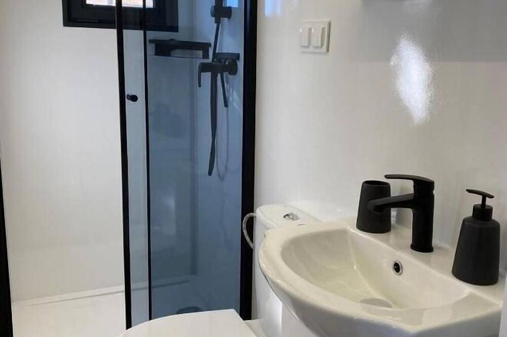 Ganze Wohnung, Hausboot für 2 Gäste mit 18m² in Heiligenhafen in Heiligenhafen, Ostholstein
