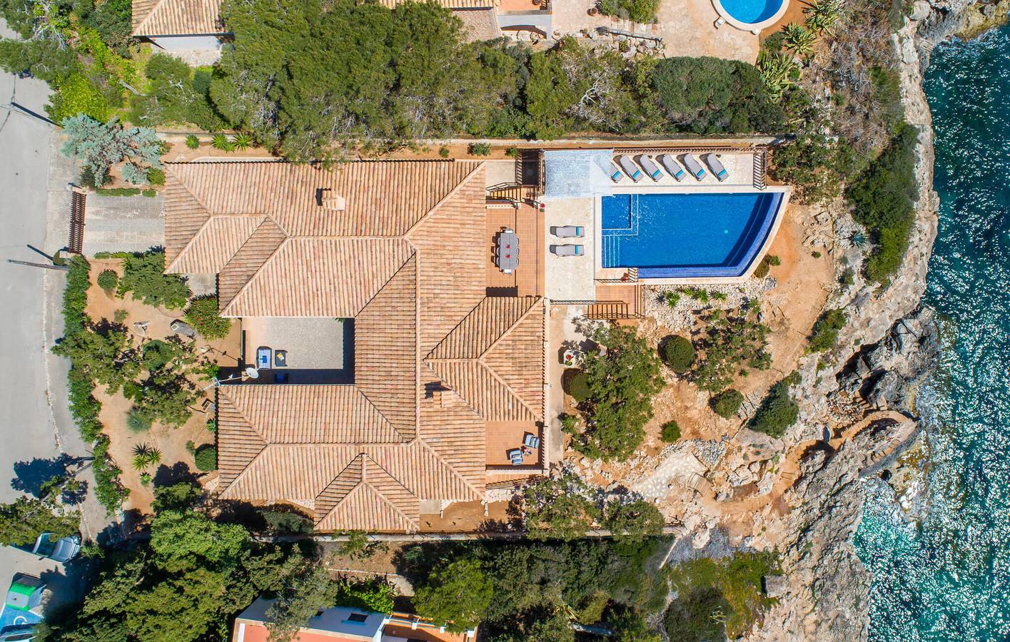 Oase mit Meerblick: Geräumiges Apartment mit Pool und Terrasse in Cala Barca, Santanyí