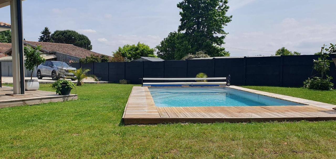 Three-Bedroom House in Moulis-en-Médoc, Parc naturel régional du Médoc