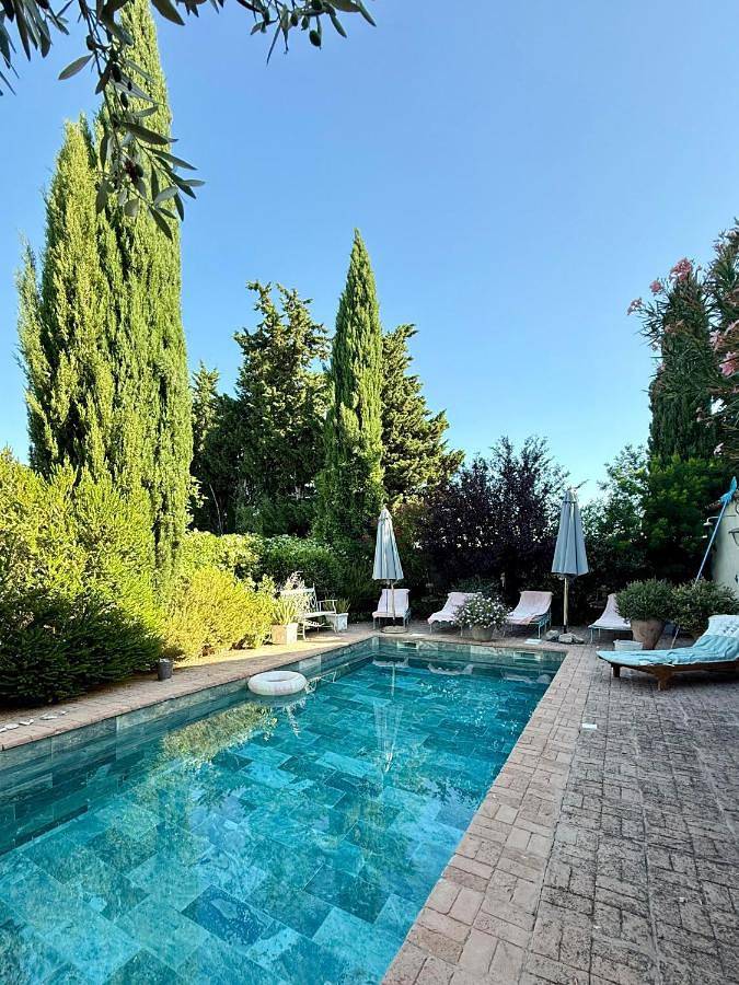 Mas L Epicure- Charming Provence B&B, Apartment, Pool & Vines in Vacqueyras, Vaucluse