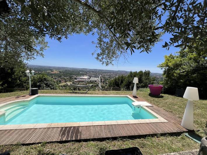 Villa pour 8 personnes, avec Balcon et Terrasse ainsi que Jardin et Piscine à Albi