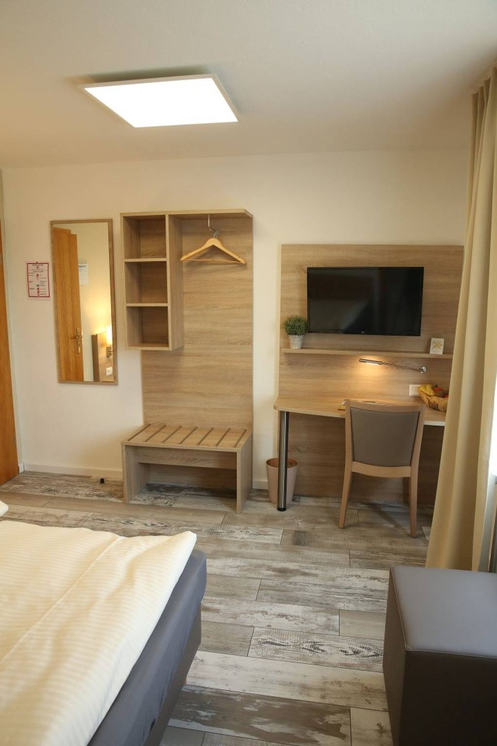 Kemnater Hof Gmbh -Apartments- - Klein Apartment in Ostfildern, Landkreis Esslingen