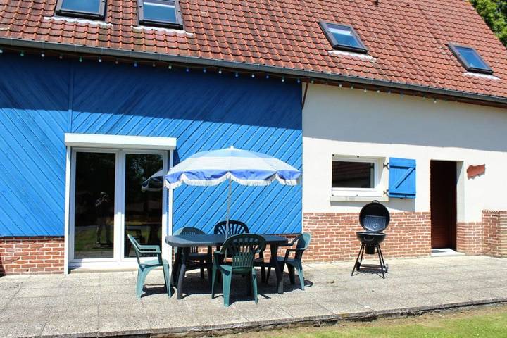Location de vacances pour 6 personnes, avec terrasse à Quesnoy-le-Montant
