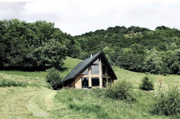 Chalet pour 8 personnes, avec terrasse et jardin - 1