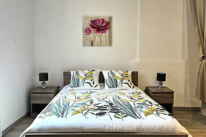 Gîte pour 8 personnes, avec jardin et terrasse à Grillon - 3