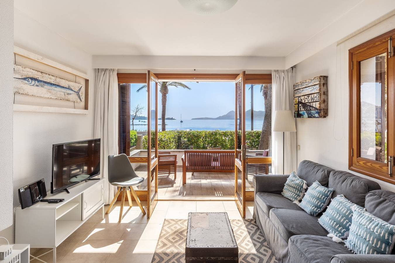 Ganze Wohnung, Ferienwohnung 'Londres 30' mit Meerblick, Wi-Fi und Klimaanlage in Port de Pollença, Pollença