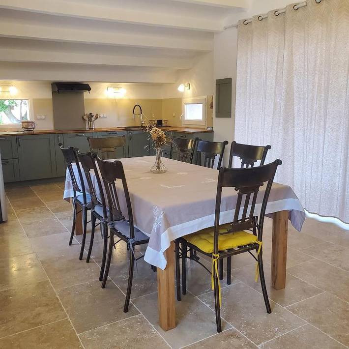 Location de vacances pour 4 personnes, avec jacuzzi ainsi que jardin et piscine à Ceyreste - 3