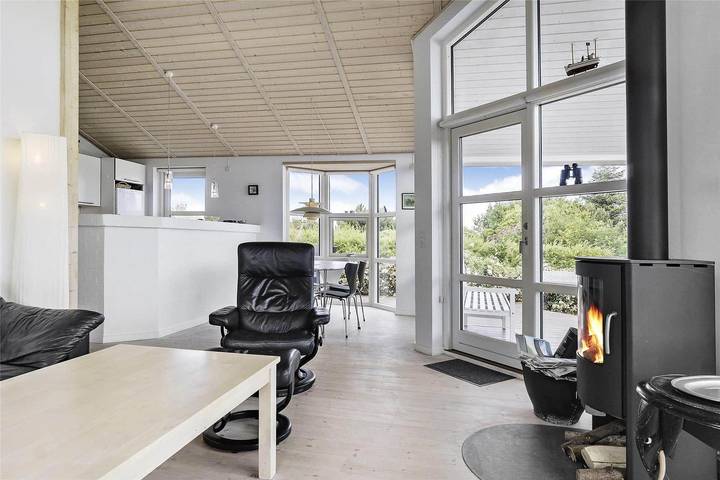 Ferienhaus mit Meerblick für 6 Personen, mit Whirlpool und Terrasse sowie Sauna auf Bornholm - 3