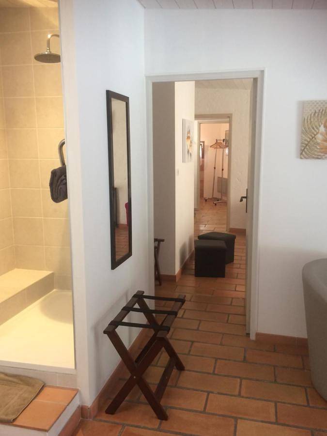 Large Double Room in Sauve, Région du Vigan