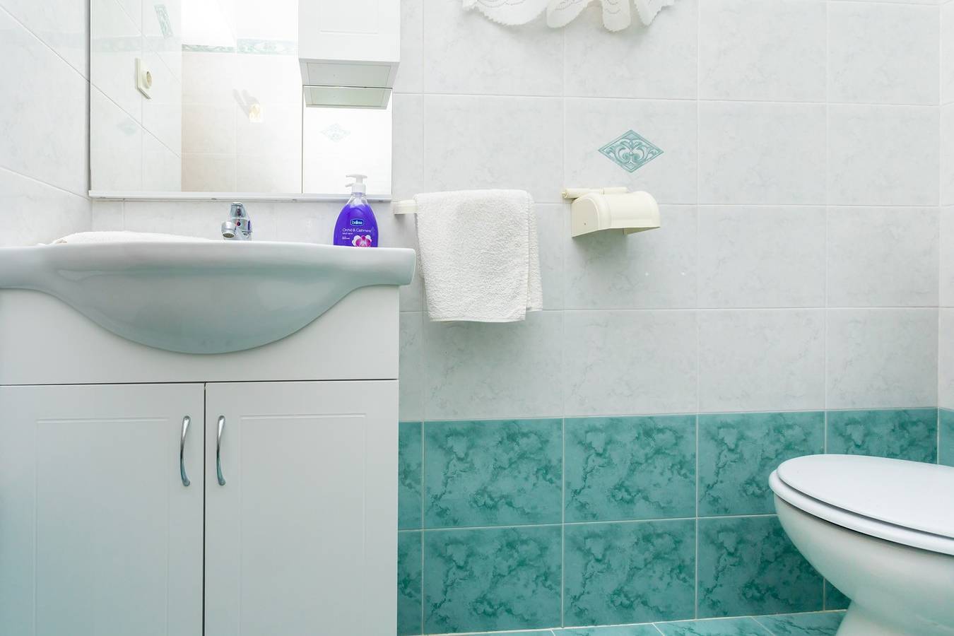 Apartament dla 2 osób z balkonem z widokiem na morze in Malinska-Dubašnica, Krk
