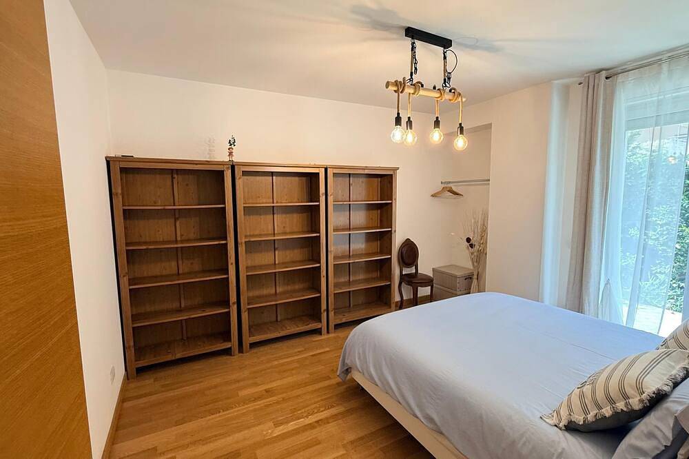 Appartement entier, 50m from the beaches with private garden and garage in Lega Navale Italiana - Sezione di Albisola, Albissola Marina
