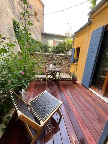 Gîte pour 2 personnes, avec vue ainsi que balcon et jardin à Moustiers-Sainte-Marie