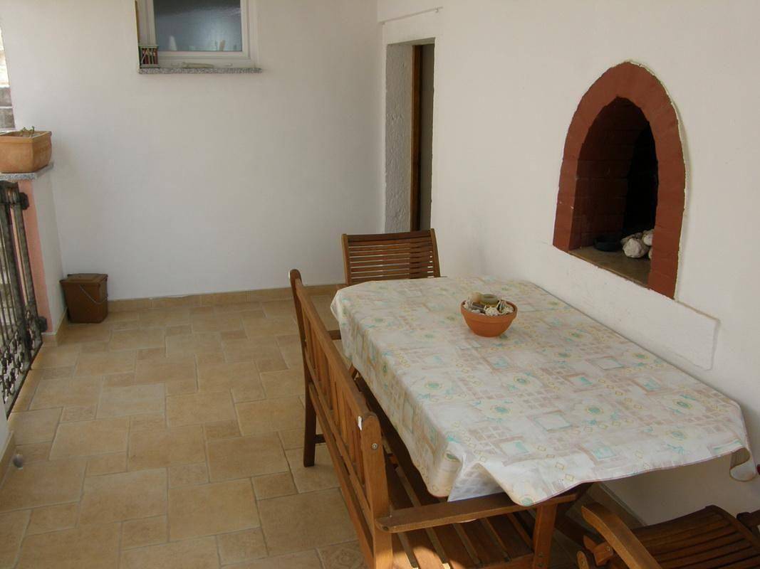 Cały apartament wypoczynkowy, Apartament wakacyjny dla 4 osób z taras in Baska, Krk