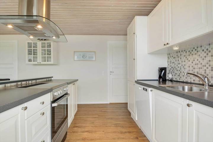 Ferienhaus für 7 Personen, mit Sauna und Terrasse sowie Whirlpool, mit Haustier an der Westküste Dänemarks - 4
