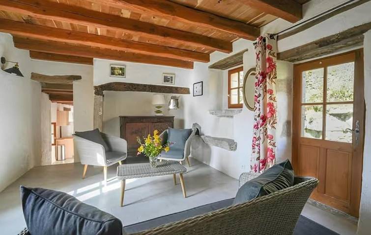 Location de vacances pour 6 personnes, avec balcon et jardin à Sauliac-sur-Célé - 4