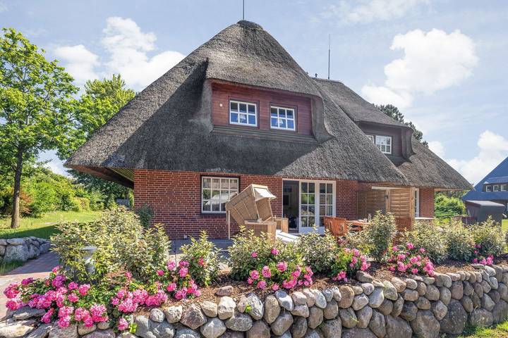 Ganze Wohnung, Düne - Ferienwohnung inklusive rundum Wohlfühlatmosphäre in Keitum, Sylt (Gemeinde)