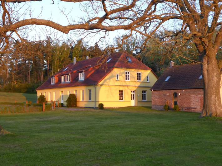 Ganze Wohnung, Galerie West in Gingst, Rügen