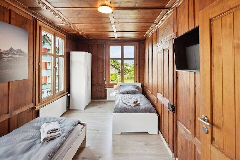 Ganze Wohnung, Fenus Apartment Mountain View | Parking | Kitchen in Grabs, Kanton St. Gallen